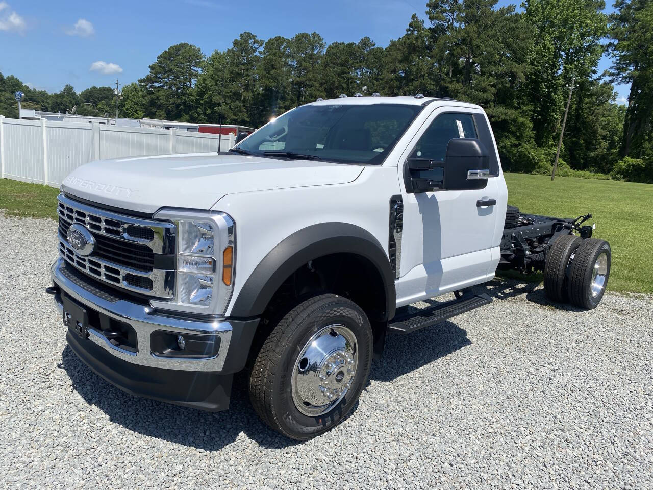 2024 Ford F-450 Super Duty 4X4 2dr Regular Cab 145.3 205.3 in. WB 