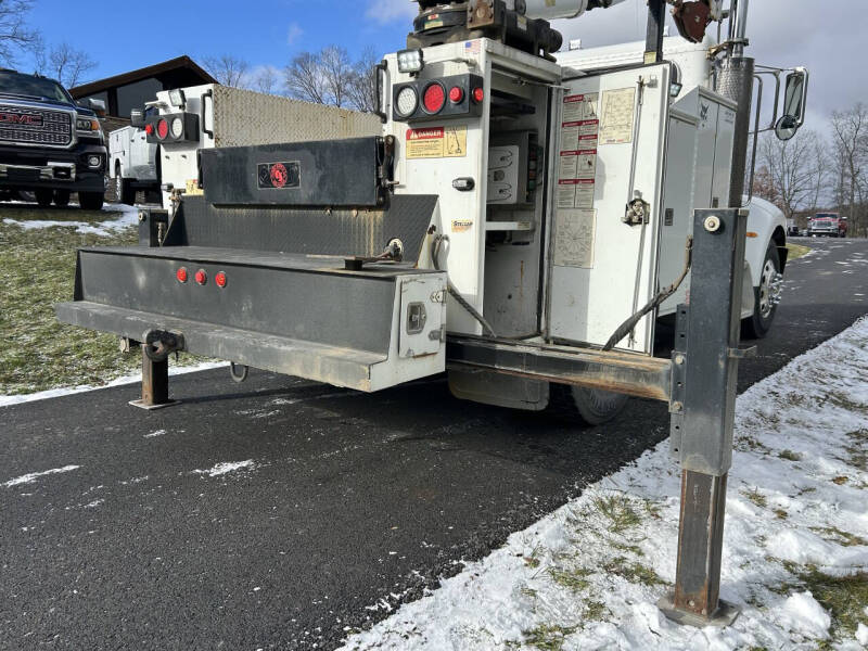 2006 Peterbilt 335 Mechanic's Truck