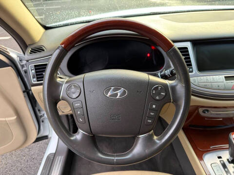 2012 Hyundai Genesis 4.6L V8