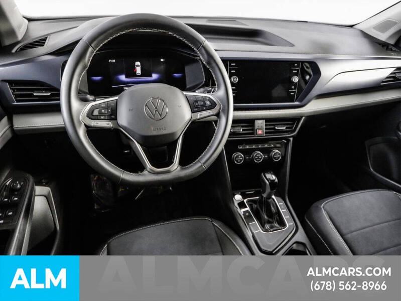 2024 Volkswagen Taos SE