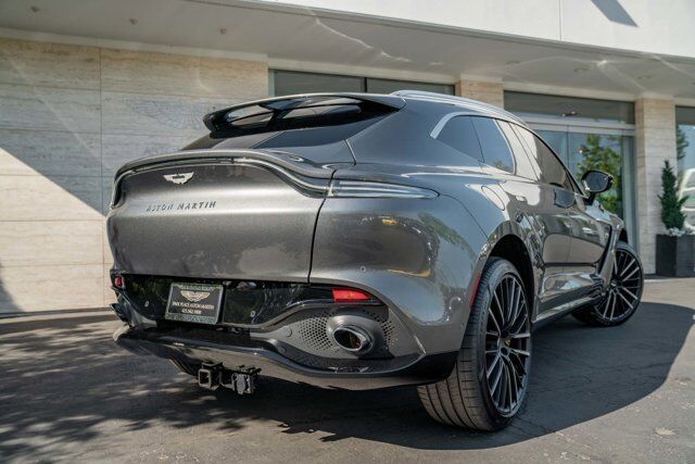 2023 Aston Martin DBX 55