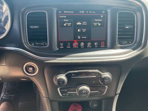 2016 Dodge Charger SXT