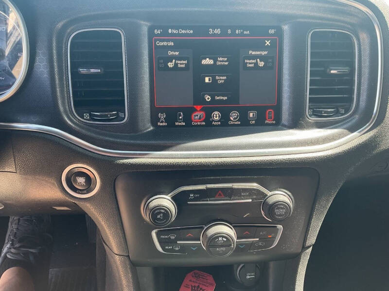 2016 Dodge Charger SXT