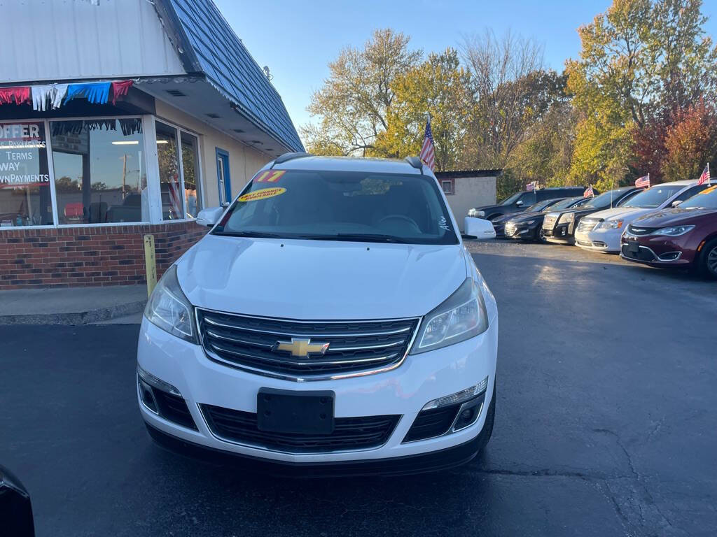 2017 Chevrolet Traverse for sale at Michael Johnson @ Allens Auto Sales Hopkinsville in Hopkinsville, KY