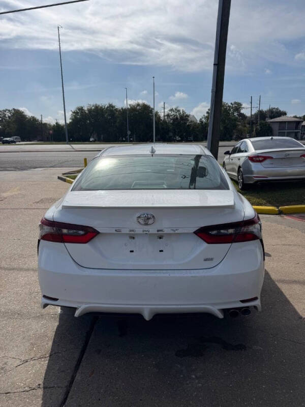 2021 Toyota Camry SE