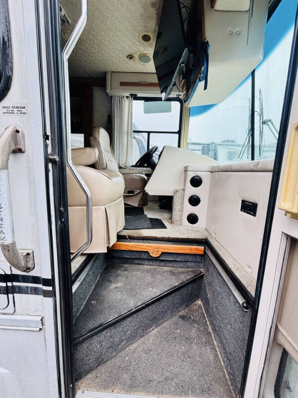 2004 Gulfstream Crescendo M8386