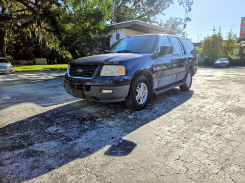 2004 Ford Expedition XLT