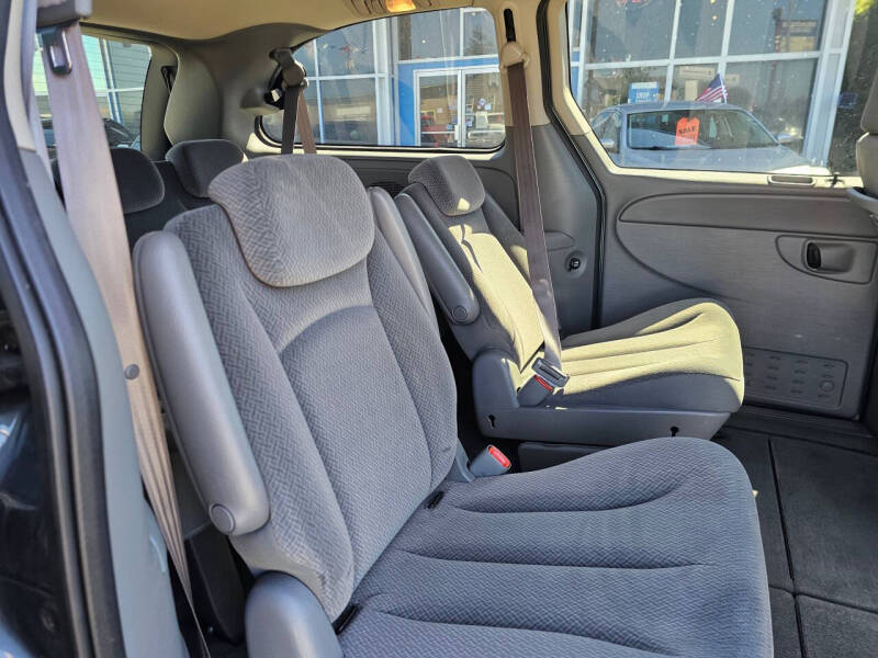 2005 Dodge Grand Caravan SXT