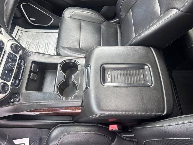 2017 GMC Yukon SLT