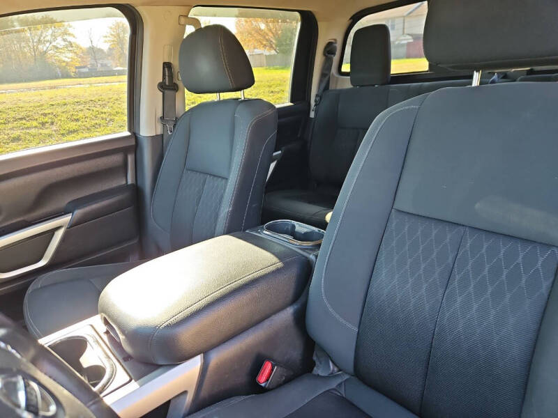 2019 Nissan Titan XD SV