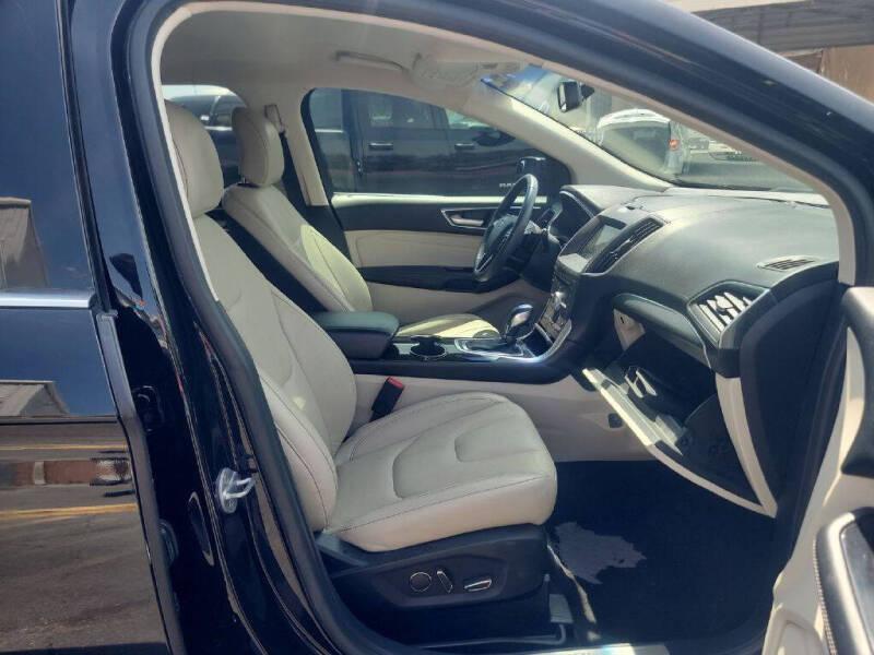 2018 Ford Edge Titanium