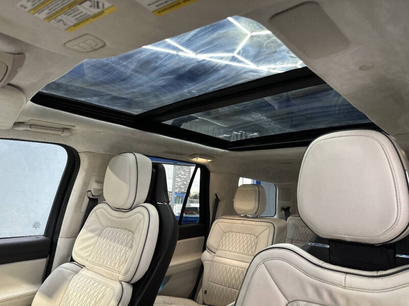 2024 Lincoln Navigator Black Label