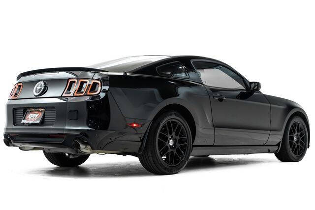 2014 Ford Mustang V6