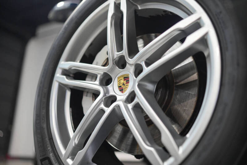 2016 Porsche Macan S