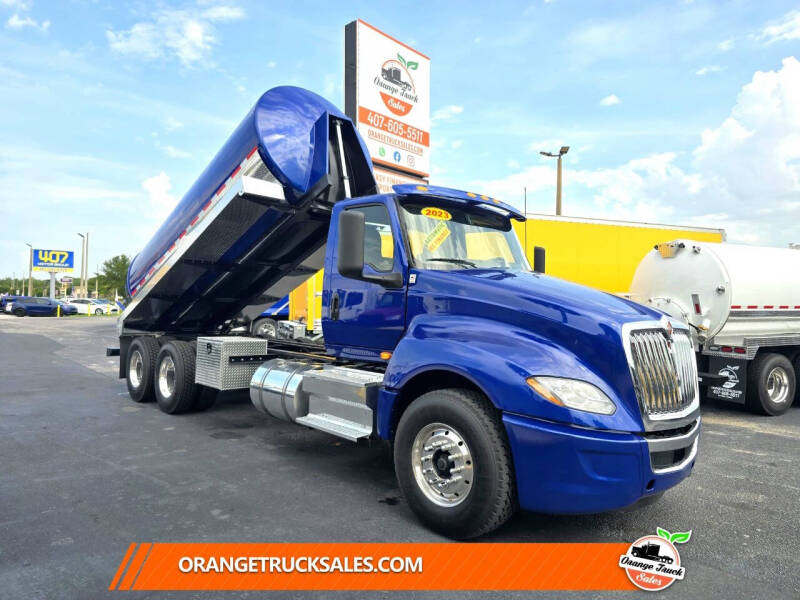 2023 International LT625