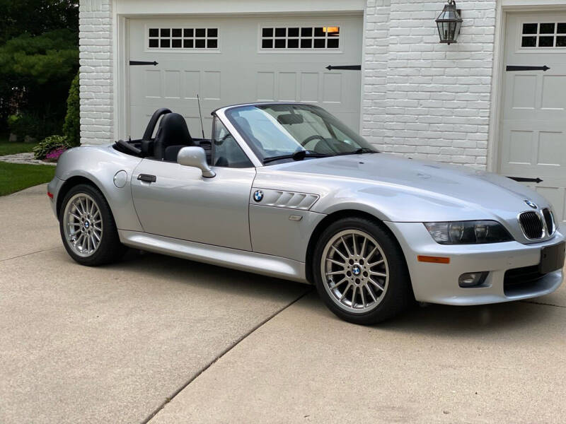 2001 BMW Z3 for sale at Car Planet in Troy MI
