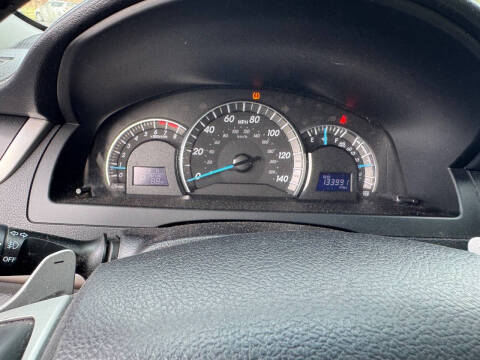 2014 Toyota Camry SE