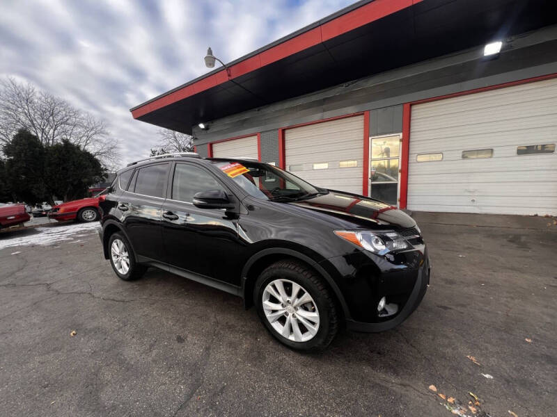 2015 Toyota RAV4 Limited photo 2