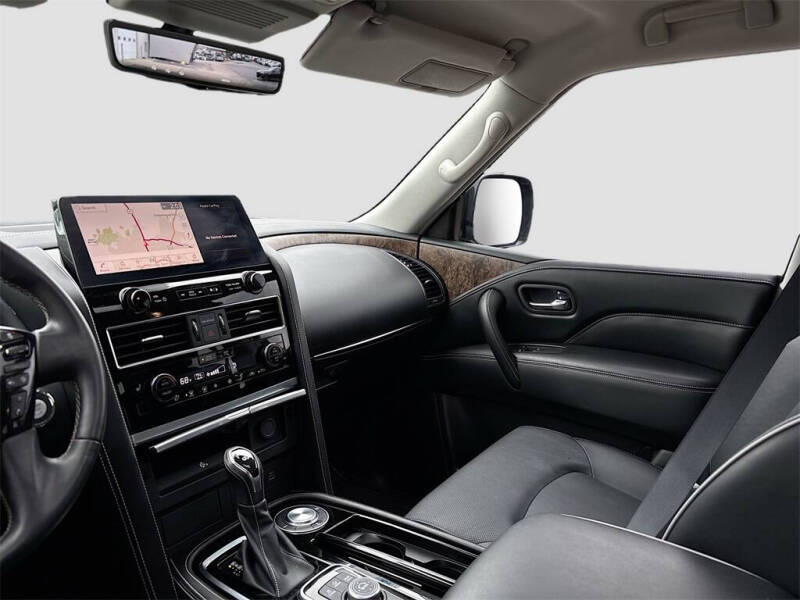 2023 Infiniti QX80 Premium Select