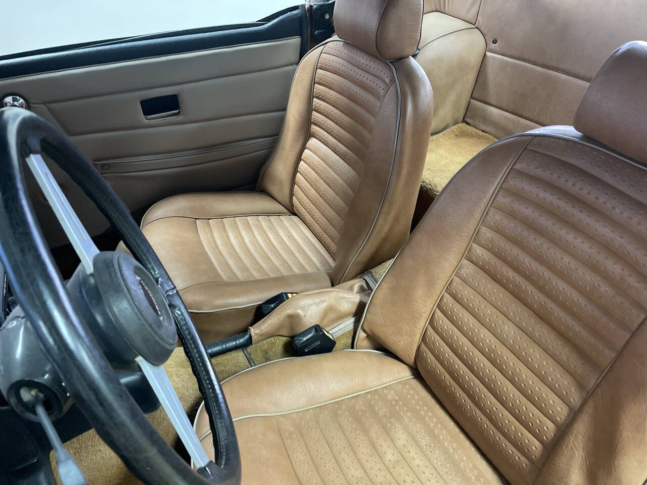 1976 Triumph TR6 15