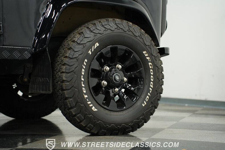 1989 Land Rover Santana