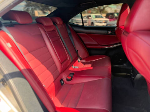 2015 Lexus IS 250 Crafted Line