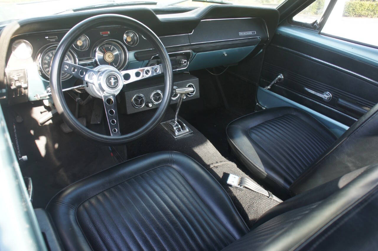 1967 Ford Mustang 6