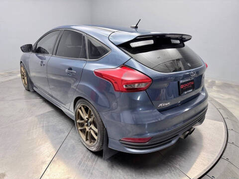 2018 Ford Focus ST