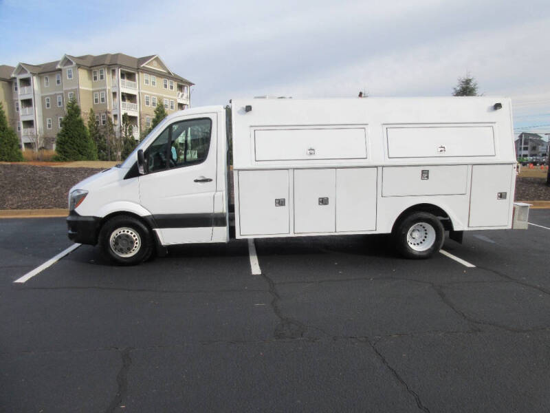 2017 Mercedes-Benz Sprinter Cab Chassis Base's photo