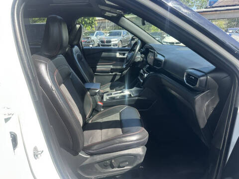 2022 Ford Explorer ST-Line