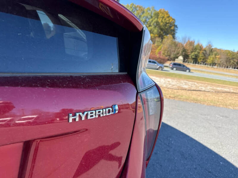 2017 Toyota Prius Three Touring