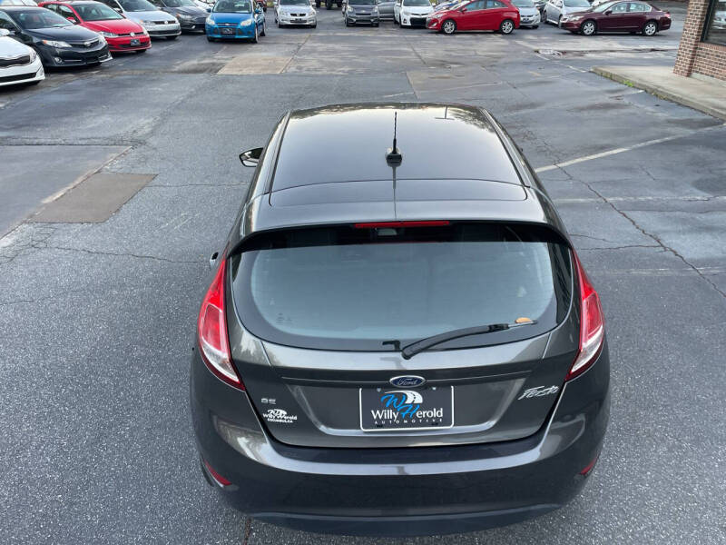 2019 Ford Fiesta SE photo 9