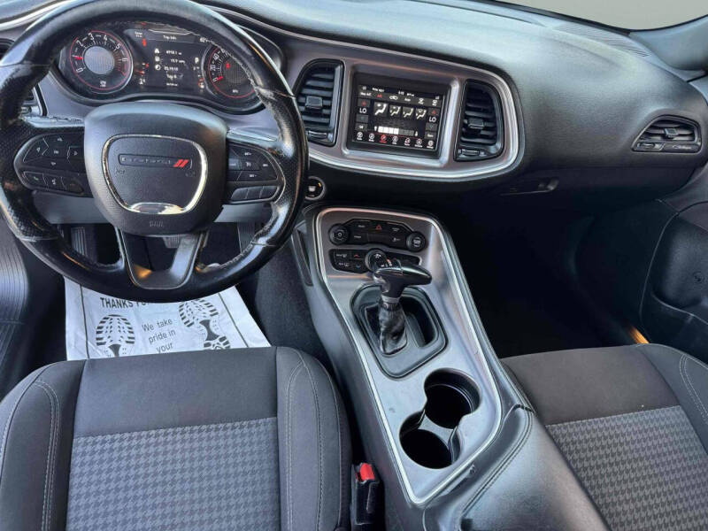 2020 Dodge Challenger SXT
