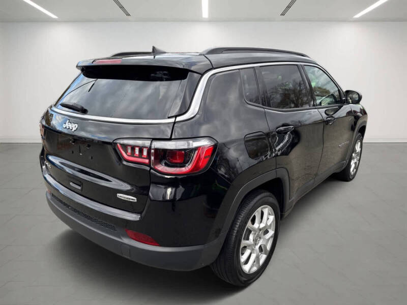 2022 Jeep Compass Latitude Lux