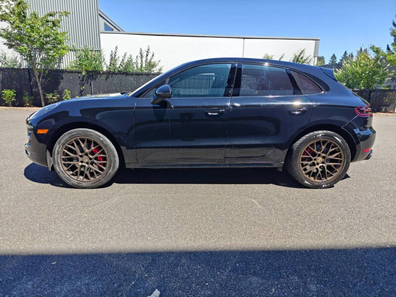 2016 Porsche Macan Turbo