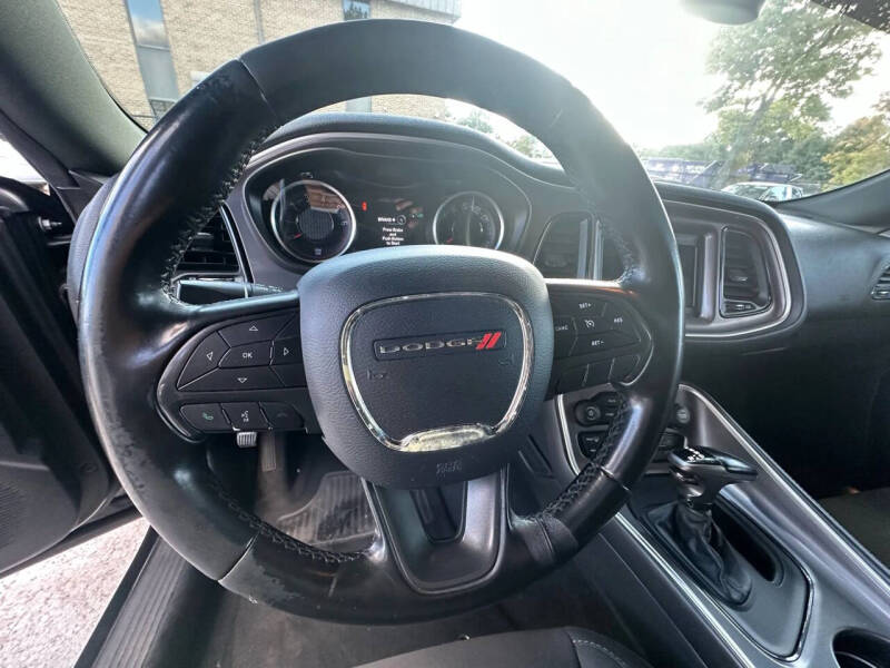 2019 Dodge Challenger SXT