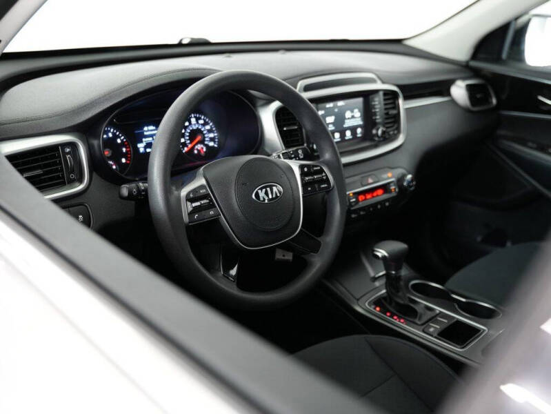 2019 Kia Sorento LX V6
