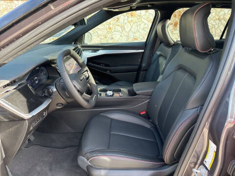 2025 Jeep Wagoneer S Launch Edition