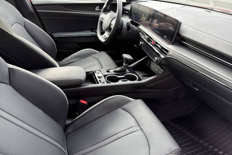 2026 Kia K5