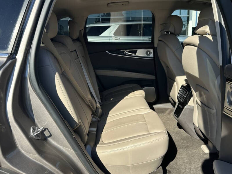 2021 Lincoln Nautilus Reserve