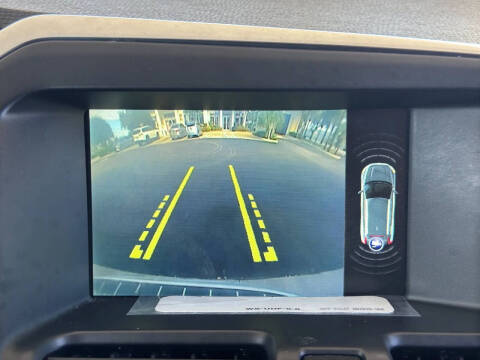 2016 Volvo XC60 T6 Drive-E