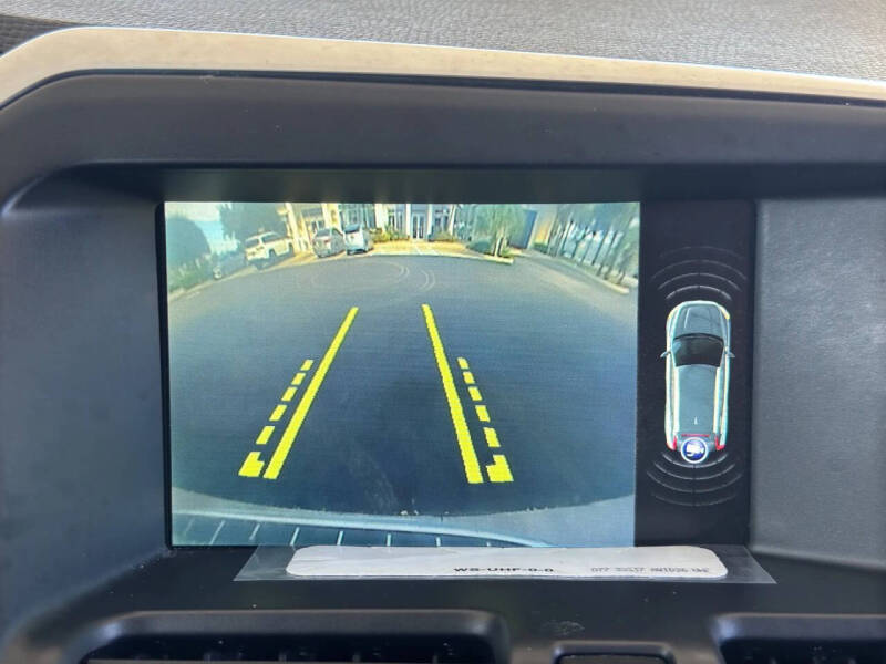 2016 Volvo XC60 T6 Drive-E