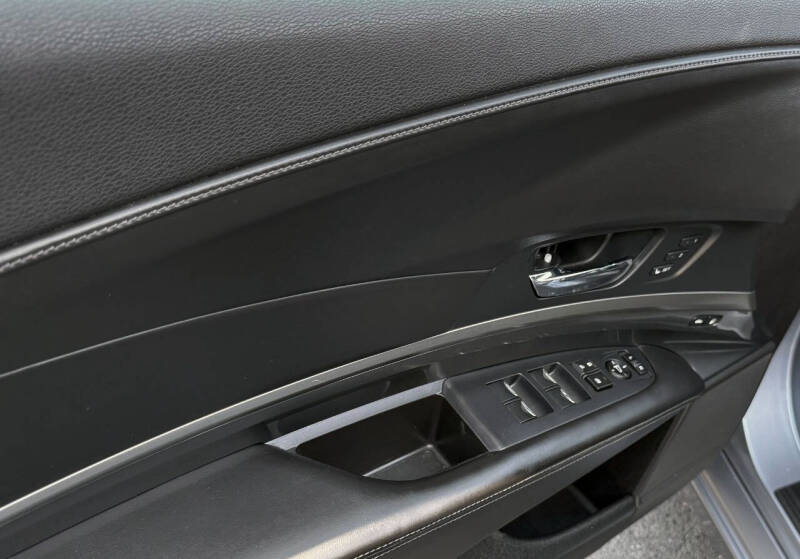 2014 Acura RLX w/Navi