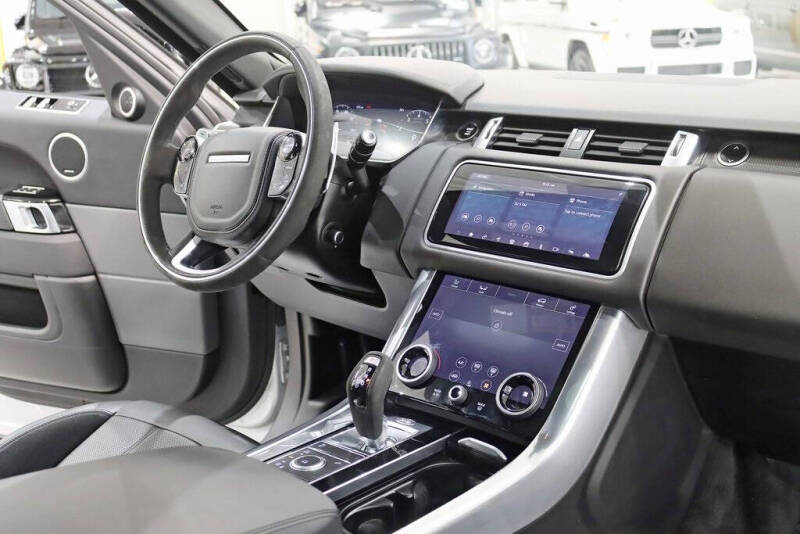 2020 Land Rover Range Rover Sport HST