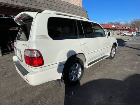 2004 Lexus LX 470