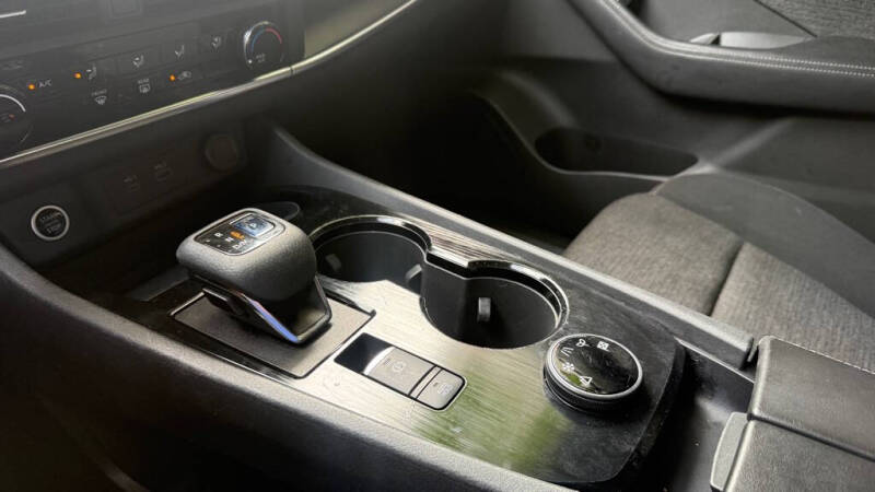 2021 Nissan Rogue S