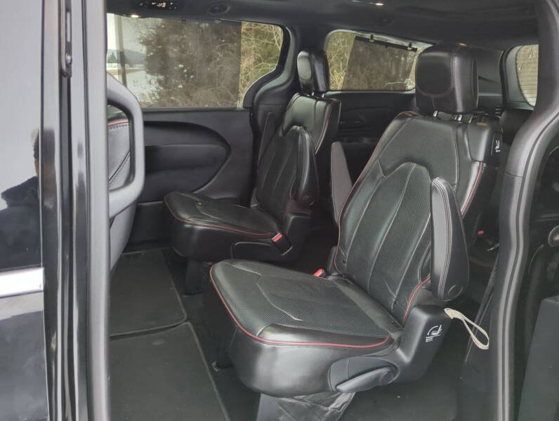 2020 Chrysler Pacifica Limited 35th Anniversary