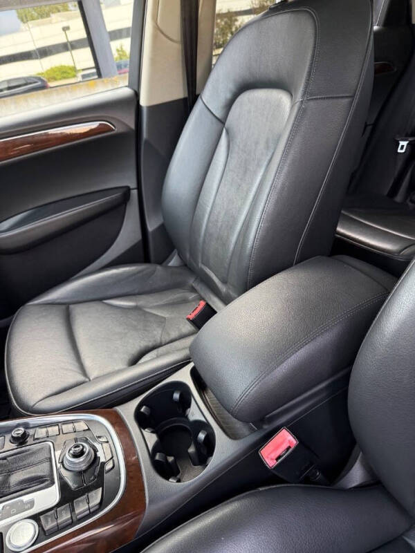 2012 Audi Q5 2.0T quattro Premium Plus