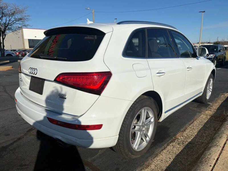 2016 Audi Q5 2.0T quattro Premium Plus