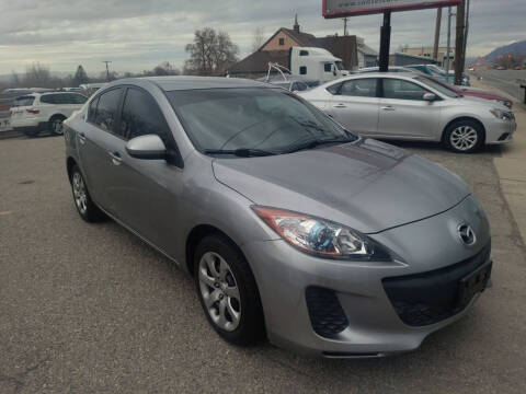 2013 Mazda MAZDA3 i Sport